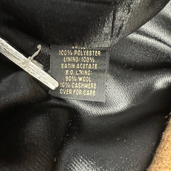 None - Picture 16 of 16